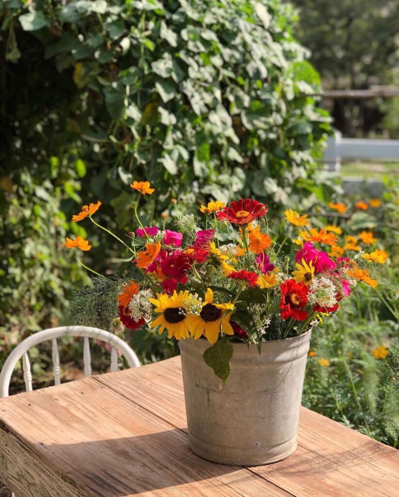 A simple Bouquet of Summer Flowers created to celebrate the 4th of July.